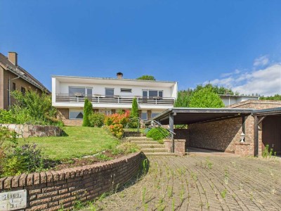 Besonderes Einfamilienhaus mit Weitblick in Nideggen-Rath – großzügiges Grundstück in ruhiger Lage!