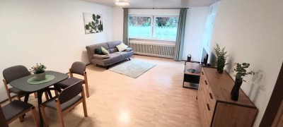 Stilvolle 3,5-Raum-Hochparterre-Wohnung mit Balkon und Einbauküche in Abstatt