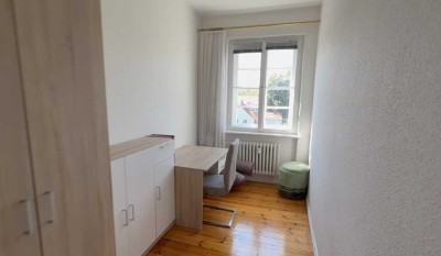 Helle, charmante 3-Zimmer-Wohnung mit Wintergarten in Tegel UNBEFRISTET zu vermieten