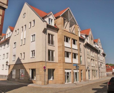 Altstadtwohnung mit Loggia und Stellplatz! Frei zur Eigennutzung oder Neuvermietung!