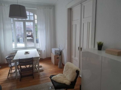 Stilvolle Altbauwohnung mit großem Garten  in der List