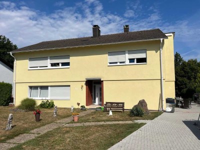 Schönes Dreifamilienhaus in Idylischer lage