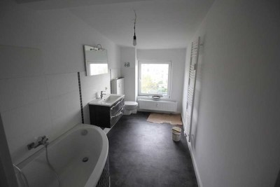 Erstklassige 2-Zimmer Wohnung mit Wannenbad und Einbauküche in der Paulsstadt zu mieten!