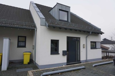 Willkommen in Ihrer neuen Traumwohnung im ruhigen Herzen von Oberholzklau (Freudenberg)!