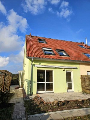 Hauptstadtmakler-Bezugsfreies Traumhaus in Top-Lage