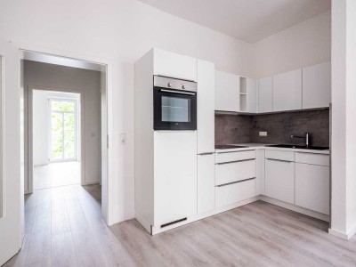 *SCHICKES Apartment_ZENTRALE Lage_STILvolle EBK_Balkon_Pkw-Stellplatz_Hbf_City 7 Min.*
