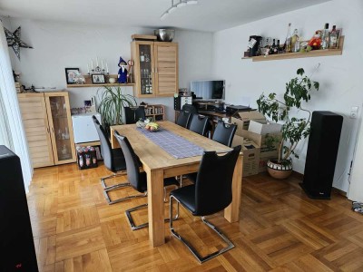 Helle 3-Zimmer-Wohnung mit Balkon, EBK und Stellplatz in Bempflingen