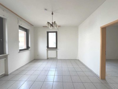 Freistehendes Einfamilienhaus mit viel Potenzial
