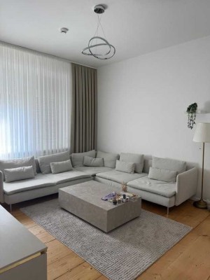 2ZW WOHNUNG WANNENBAD WOHNKÜCHE BALKON HOHE DECKEN ALLE ZIMMER TAGESLICHT NÄHE S BAHN RÖDELHEIM LIDL