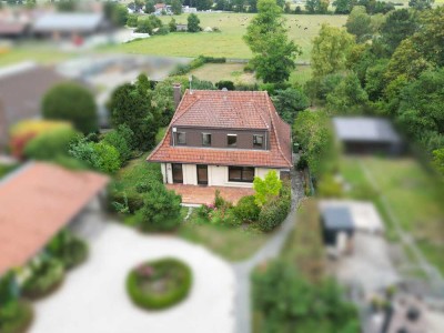 Gepflegtes Zweifamilienhaus in Stadtallendorf-Schweinsberg