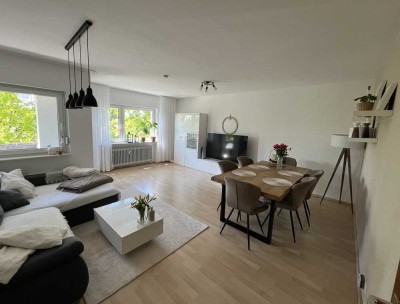 Modernisierte und helle 4-Zimmer Wohnung mit direktem Zugang zur Murg