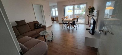 Moderne 3-Zimmer-Wohnung mit Balkon in Bruckmühl