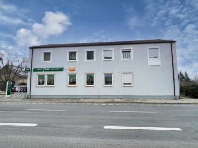 Wohn- und Gewerbeobjekt Gesamtgewerbefläche ca. 1.531m²
und Baugenehmigung für Neubau 180 qm zu v