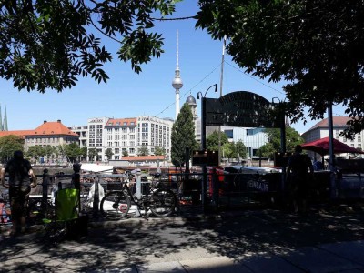Großzügig und bezugsfrei in Berlin Mitte!