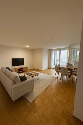 Hochwertig sanierte 3 Zimmer-Wohnung mit EBK – Toplage am Vorgebirgspark