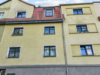 Attraktives Mehrfamilienhaus mit 4 Wohneinheiten und neuer Heizung in Oschersleben