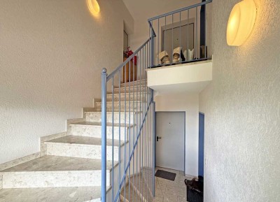 Sichere Kapitalanlage: Voll vermietetes 6-Familienhaus in Mücke