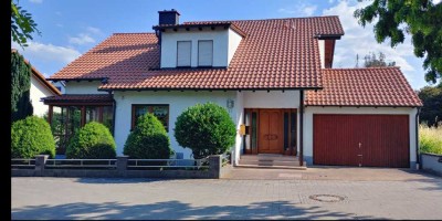 In bester Lage, großzügiges, freist. 1-2 Familienhaus/Mehrgenerationenhaus, provisionsfrei !