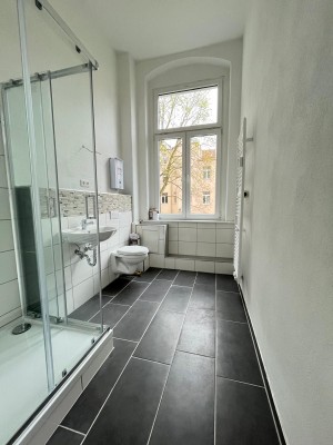 Charmante 2-Raum-Wohnung – Erstbezug nach Sanierung mit modernem Komfort und traumhaftem Ausblick