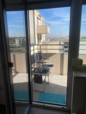 Geschmackvolle 2-Raum-Wohnung mit Balkon und Einbauküche in Eberdingen