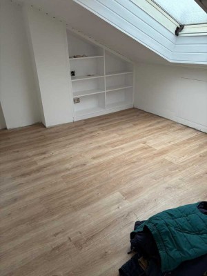 Erstbezug nach Sanierung mit Einbauküche und Balkon: ansprechende 3-Zimmer-Wohnung in München