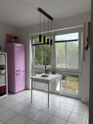 Schöne, gemütliche Dachgeschosswohnung in Parknähe