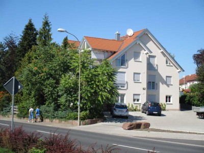 Gepflegte 2-Zimmer-Wohnung OG  mit Balkon in Sulzbach am Main