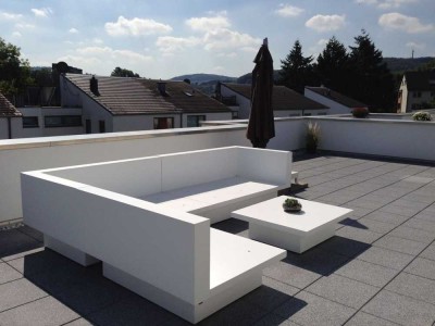 Exklusive 154qm Komfortwohnung im 2 Fam.Haus mit 70qm Dachterrasse und Fußbodenheizung