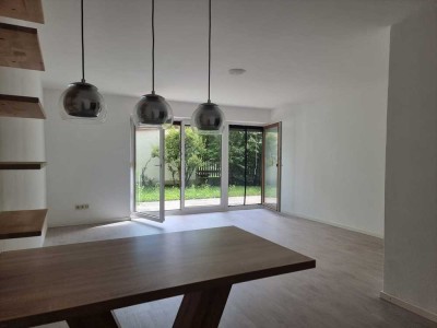 Ruhige, lichtdurchflutete 2-Zimmer Gartenwohnung - 59 qm - mit Südterrasse im Münchner Norden