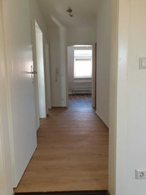 Helle 3-Zimmer Dachgeschosswohnung in Karlsruhe-Daxlanden
