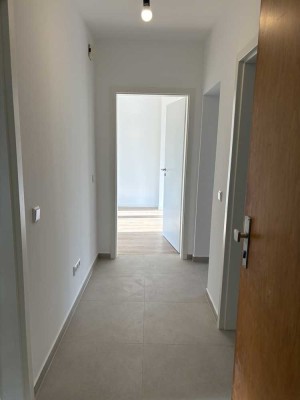 Sanierte Wohnung mit zweieinhalb Zimmern und Balkon in Köln