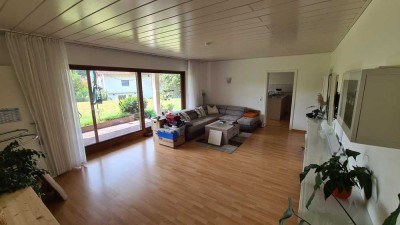Große Helle 3-Zimmer Wohnung ca. 90m²