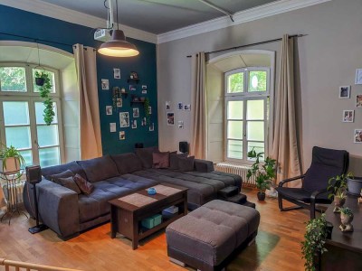 Exklusive 3-Zimmer-Wohnung im Denkmalgebäude mit Gartenzugang – 120 m²