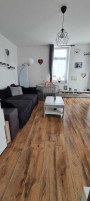 Zentral gelegenes Haus, Garage und Stellplatz