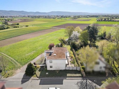 Familienfreundliches Architektenhaus mit viel Platz, Licht und Komfort in Edingen-Neckarhausen!