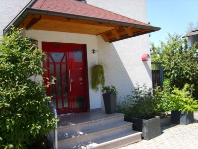 Schöne EG-Wohnung mit Terrasse für Gartenliebhaber (2,5 Zimmer) in Neuenburg am Rhein
