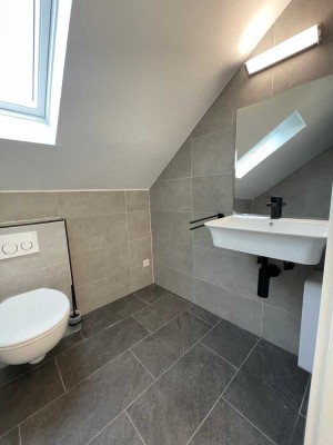 Beste Lage - NEU SANIERT - Loggia - OHNE PROVISION!
