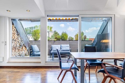 Luxuriöse 4-Zimmer-DG Wohnung im 5. OG mit Terrasse in der Münchner Altstadt