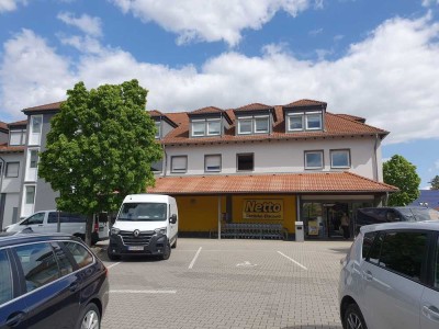 Geräumige 2-Raum-Wohnung mit Stellplatz