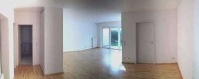 Helle 3-Zimmer-Wohnung mit Terrasse und Garten!