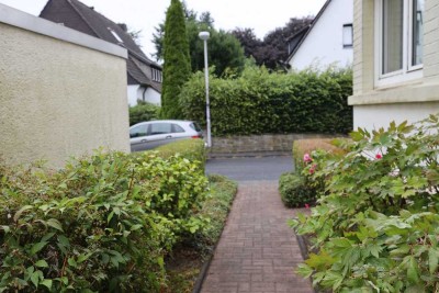 Freistehendes Haus auf 800 m² großem Grundstück in bester Lage von Mülheim