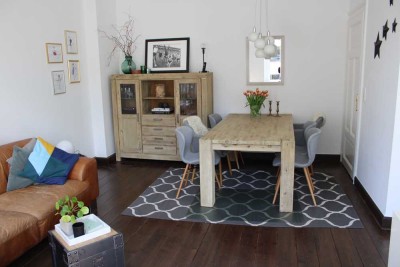 Schöne zentrale Altbauwohnung: 111 m², Balkon, EBK, Gäste-WC