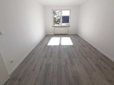 Bald verfügbar!!! Ländliche 4 Raum Wohnung in Elmenhorst