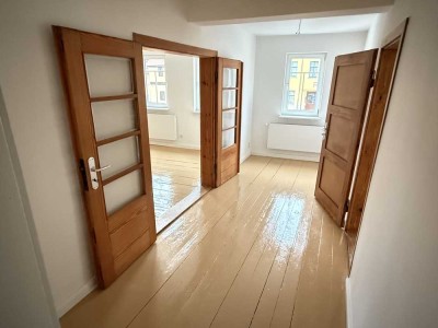 elegante 2,5-Zimmer-Wohnung im 1. OG in Jena-Lobeda
