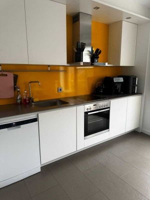 Helle 2-Zimmer mit Terrasse und Stellplatz in ruhiger Lage