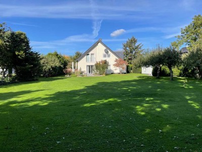 Einfamilienhaus mit parkähnlichem Grundstück – Düsseldorf in 20 Minuten erreichbar
