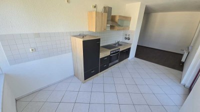 + + + sehr gut geschnittene 3-Zimmer Wohnung in Top gepflegtem Haus + + +