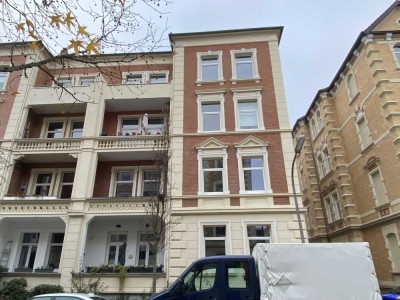 Erstbezug nach Sanierung: stilvolle 3,5-Zimmer-Wohnung mit EBK und Balkon in Braunschweig