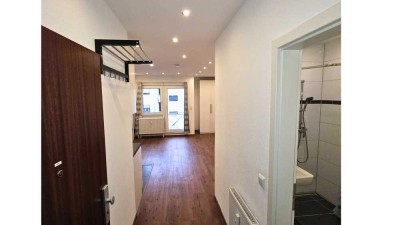 Weststadt: Bezugsfreie 1-Zi-Wohnung mit Balkon & TG-Stellplatz - saniert, hell, sofort frei