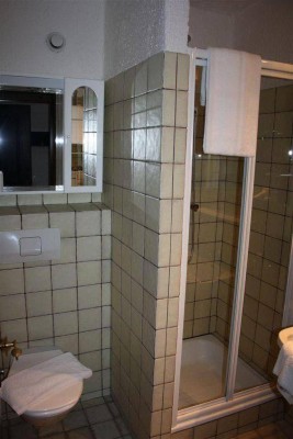 3 Wohnungen inklusive 3 Parkplätzen -- 6% Rendite im Schlaf